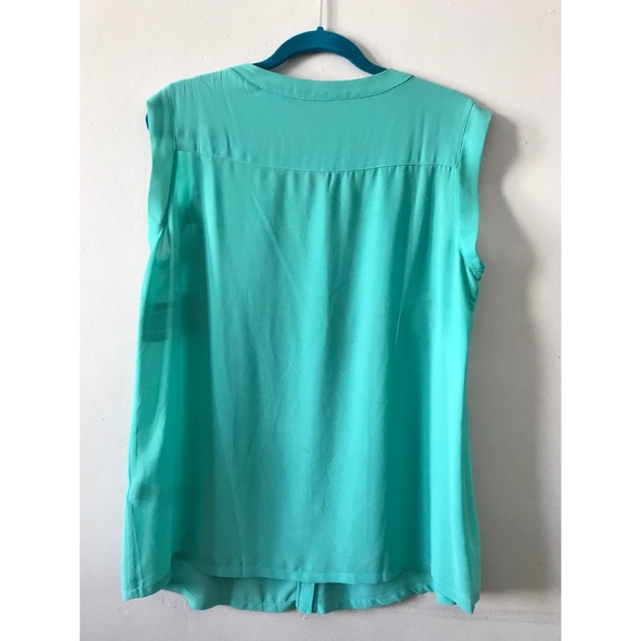 Forever 21 | Turquoise Sleeveless Popover Blouse - Picture 2 of 2